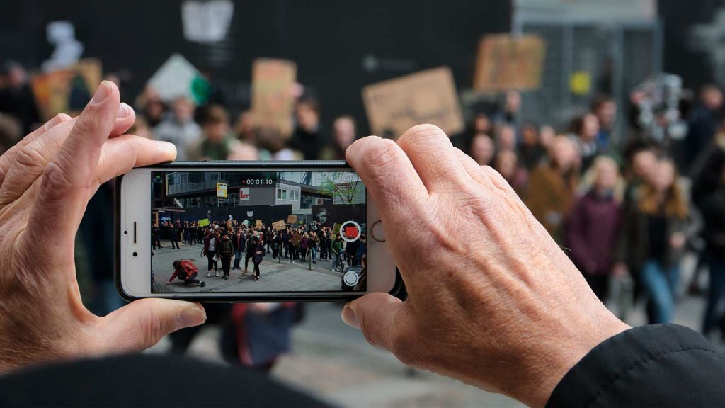 Las redes sociales y construcción de identidad