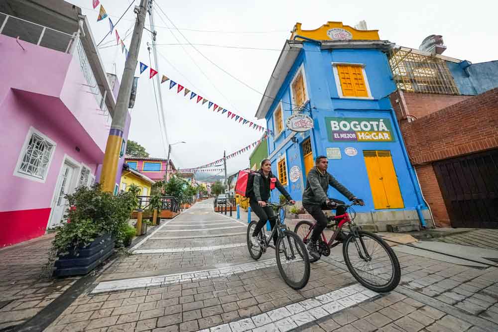 Los rappitenderos pueden trabajar extensas horas en la calle