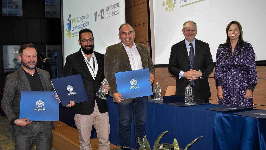 Finalizó el XVII Congreso La Investigación en la Pontificia Universidad Javeriana Conocimientos para un mundo en transformación, un espacio que reconoció la labor investigativa en la universidad. Estos son los ganadores al premio de este año. 