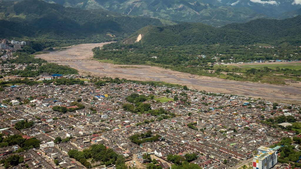 BiodiverCiudades, ciudades del presente y del futuro Este nuevo concepto, que llama la atención sobre la biodiversidad urbana, plantea un reto a la población mundial: si la tendencia es a habitar ciudades, la propuesta es convertirnos en biodiverciudadanos.