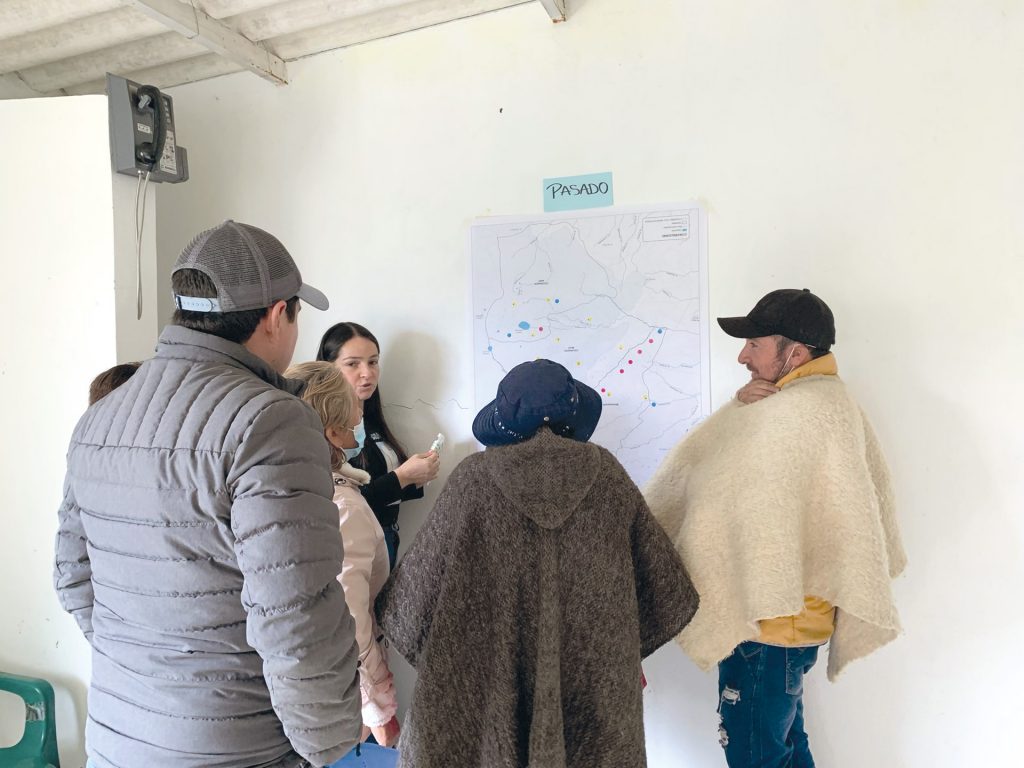 Una investigación javeriana, llevada a cabo en el páramo Cruz Verde-Sumapaz, advierte que la ganadería tradicional se adapta poco al cambio climático, y propone transformar el modelo productivo sostenible con la articulación de enfoques preventivos, políticas públicas efectivas y saberes locales.