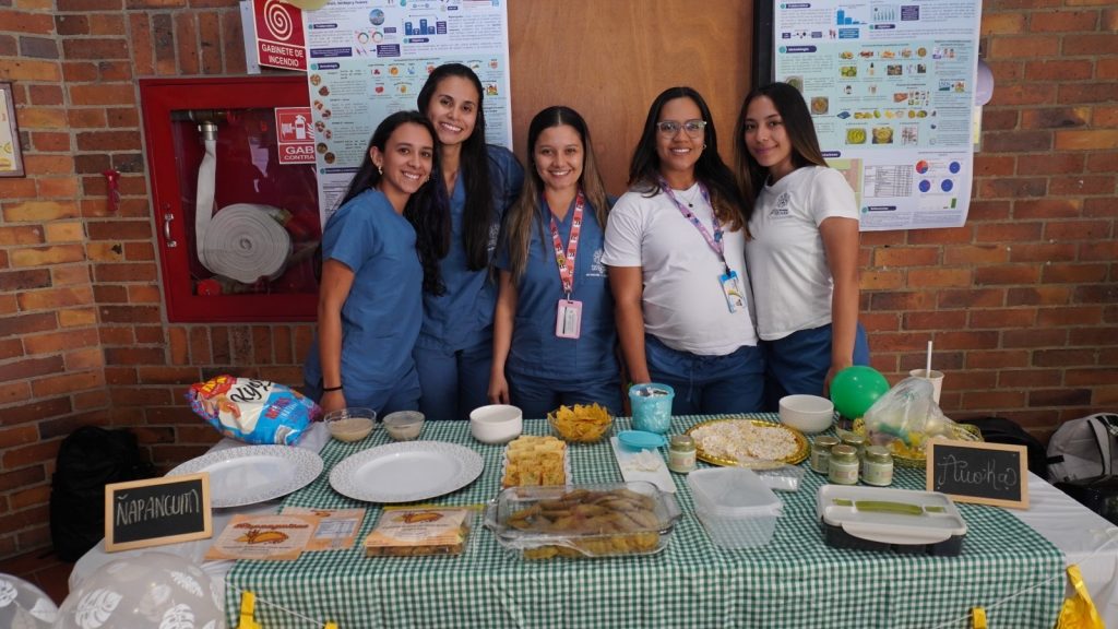 Muestra gastronómica y de resultados de investigación de los estudiantes de Nutrición y Gastronomía. Exposemilleros 2025