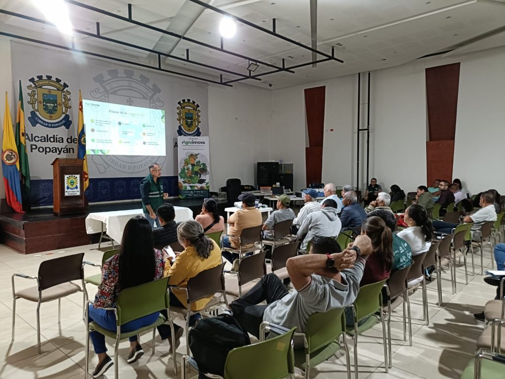 Taller de Agricultura 4.0, ofrecido en la ciudad de Popayán a la asociación CaucaHass.