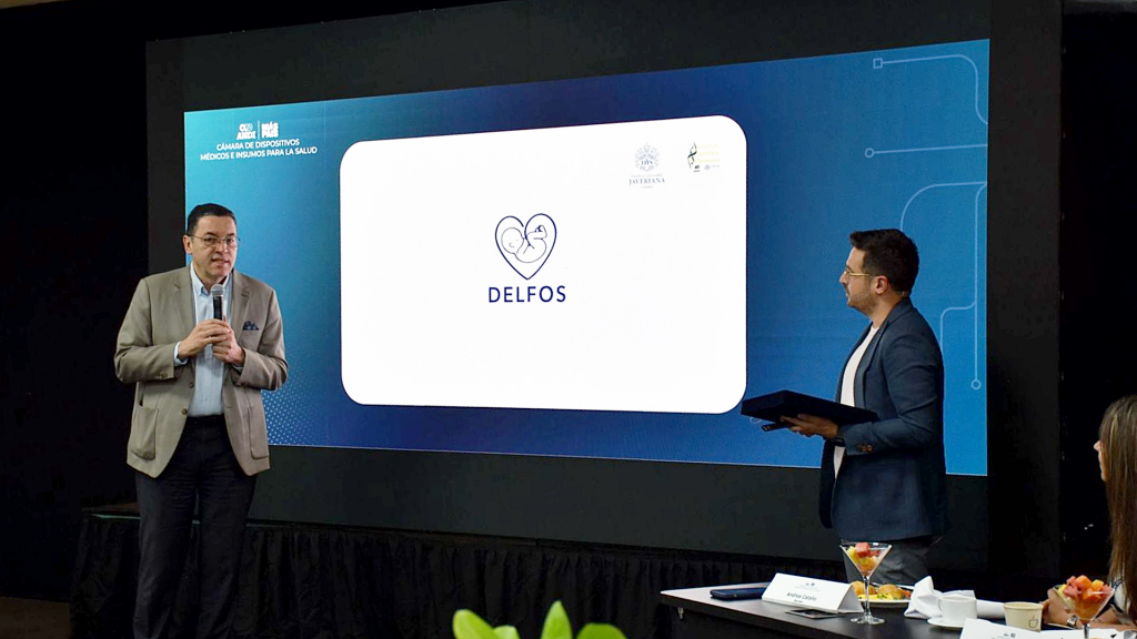 Ignacio zarante recibe el premio Premio Nacional de Innovación en Dispositivos Médicos