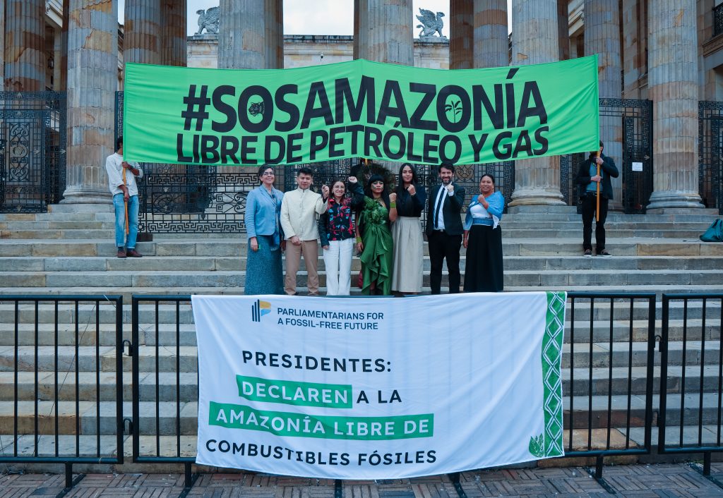 red de Parlamentarios por un Futuro Libre de Combustibles Fósiles. 