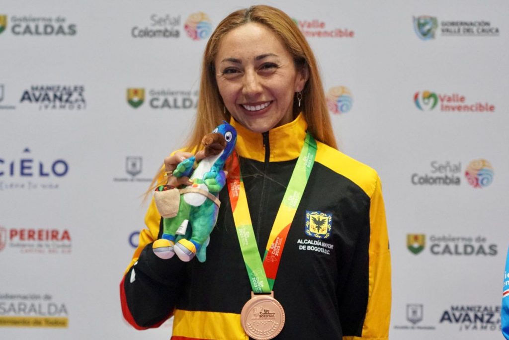 La deportista Any García cuenta en este podcast cómo enfrentó su malestar emocional con el deporte y con una red de apoyo.