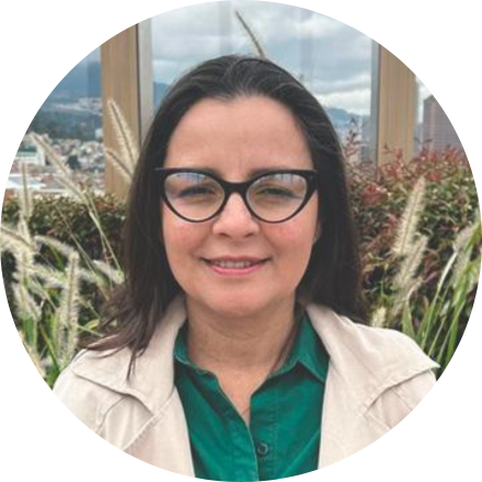 Profesoar asociada
