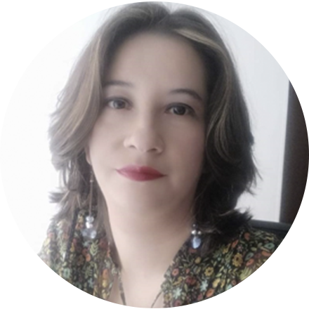 Docente y Directora de Carrera