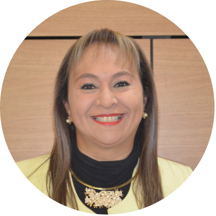 Directora de posgrados en Ciencias Contables. Profesora asistente