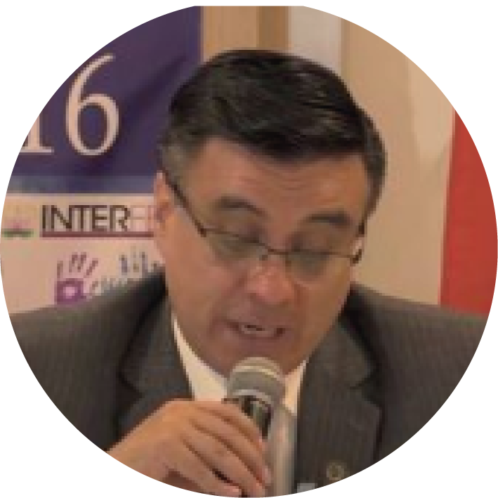 Director de Posgrados en Derecho Canónico