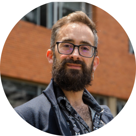 Decano de la Facultad de Comunicación y Lenguaje