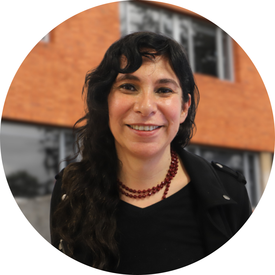 Profesora Eje 4: Cultura, subjetividades y saberes.