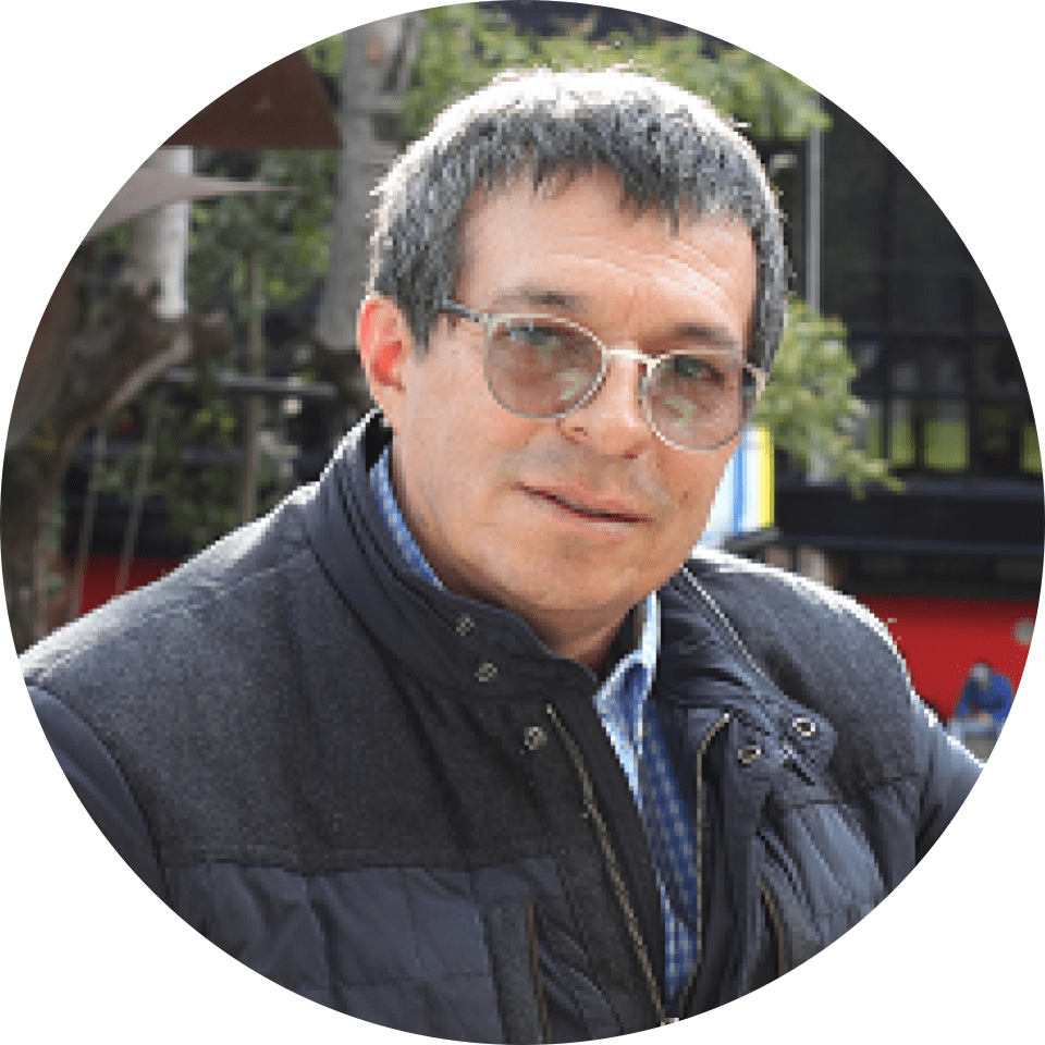 Profesor Eje 4: Culturas, subjetividades y saberes.