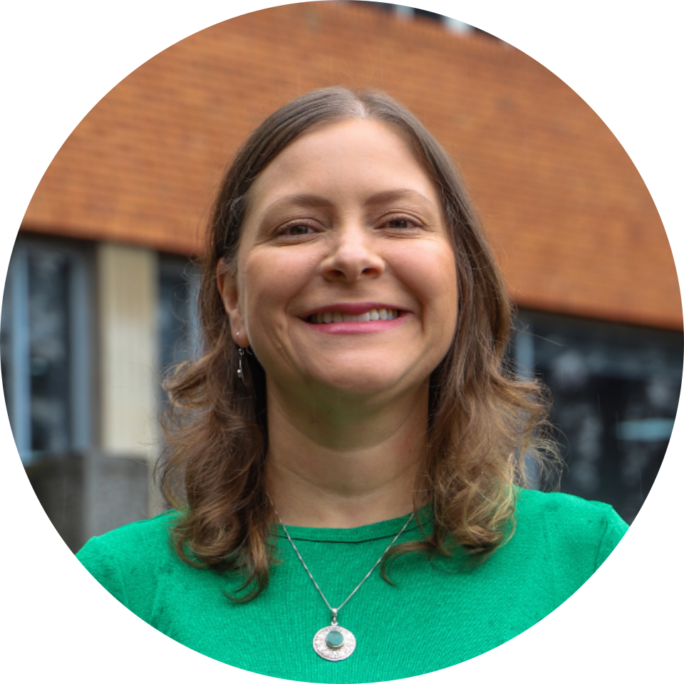 Profesora Eje 4: Cultura, subjetividades y saberes.