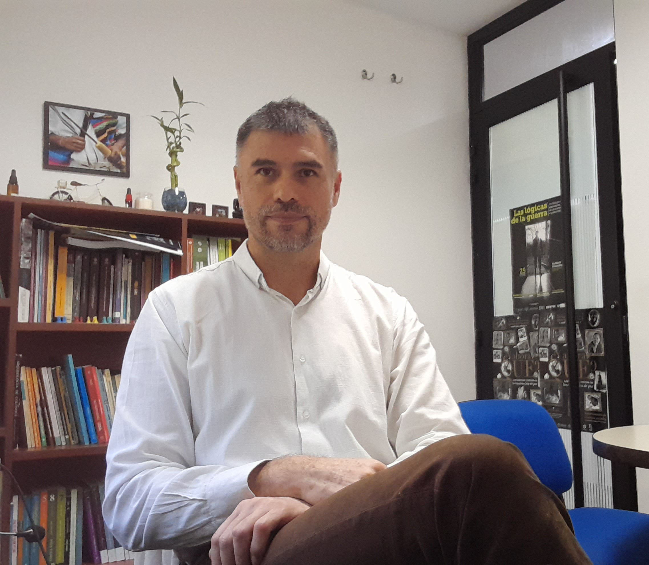 Estereotipos: Los otros, nosotros mismos Pontificia Universidad Javeriana