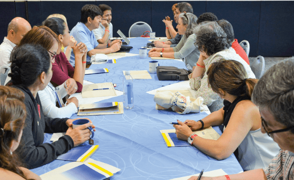A diferencia de las jornadas de años anteriores cuyo encuentro se hacía fuera de la Universidad, en esta ocasión directivos, profesores y estudiantes se reunieron a través de aplicaciones tecnológicas.